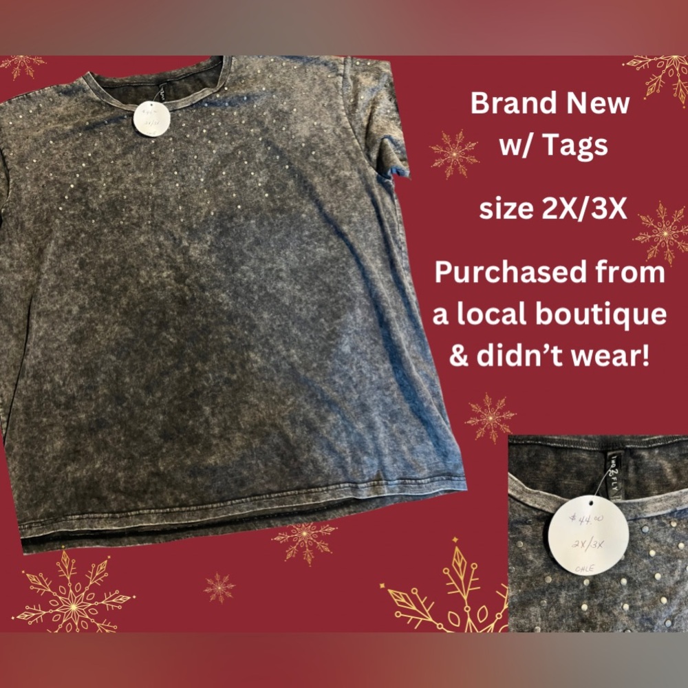 NWT Cute Boutique Top! Gray/Black with metal detailing at the top & sleeves!!!
